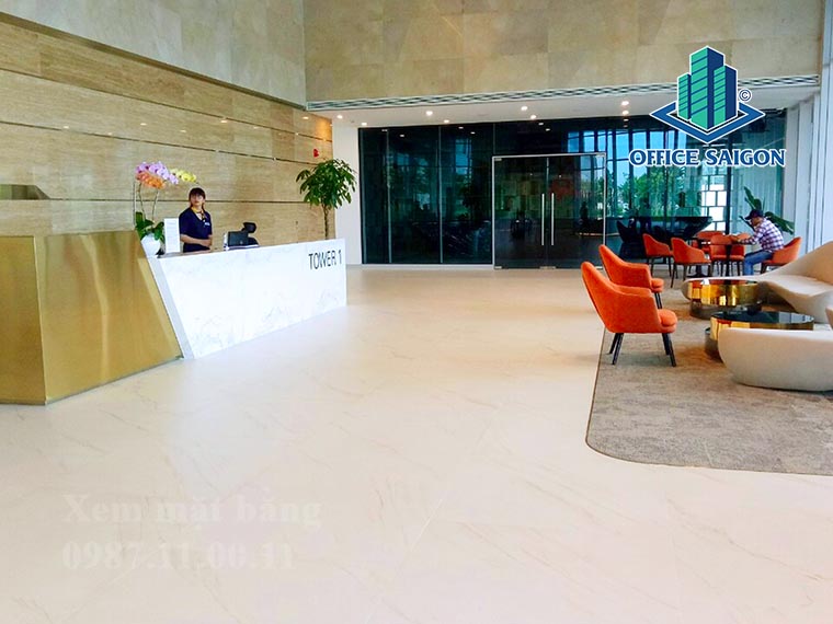 Lễ tân tại văn phòng cho thuê Onhub Saigon Complex tower quận 9