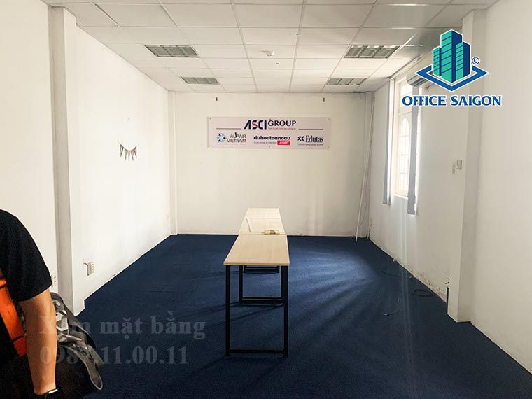 Mặt bằng 40m2 đang cho thuê tại tầng 2 Việt Long  building quận 1