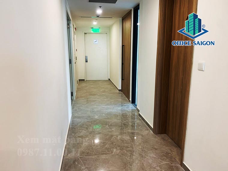 Lối đi chung tại văn phòng cho thuê WorcQ2 building quận 2