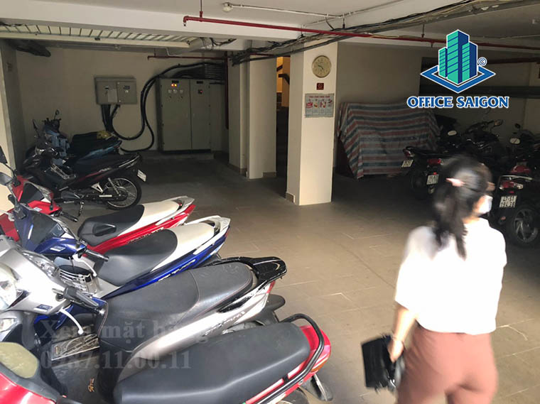 Hầm giữ xe tại văn phòng cho thuê MINK building quận Tân Bình