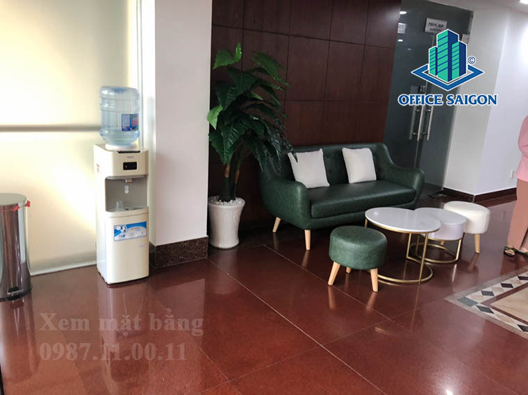 Khu tiếp khách chung tại văn phòng cho thuê MINK building quận Tân Bình