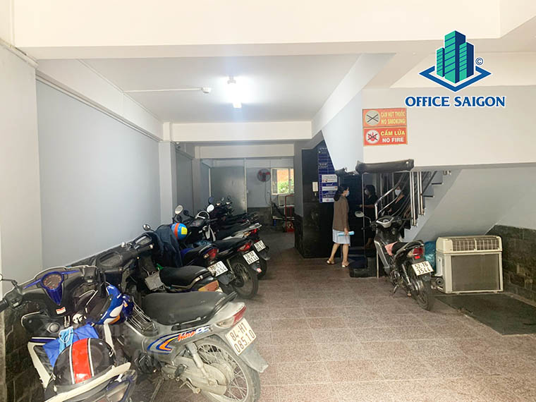 Hầm giữ xe tại văn phòng cho thuê Quỳnh Như building quận 1
