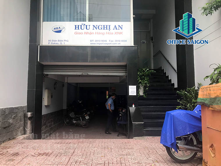 Lối xuống hầm giữ xe văn phòng cho thuê Quỳnh Như building quận 1