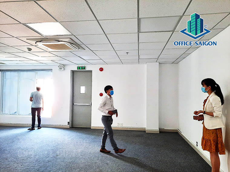 Mặt bằng trống tại văn phòng cho thuê Amazing Centre quận Tân Bình