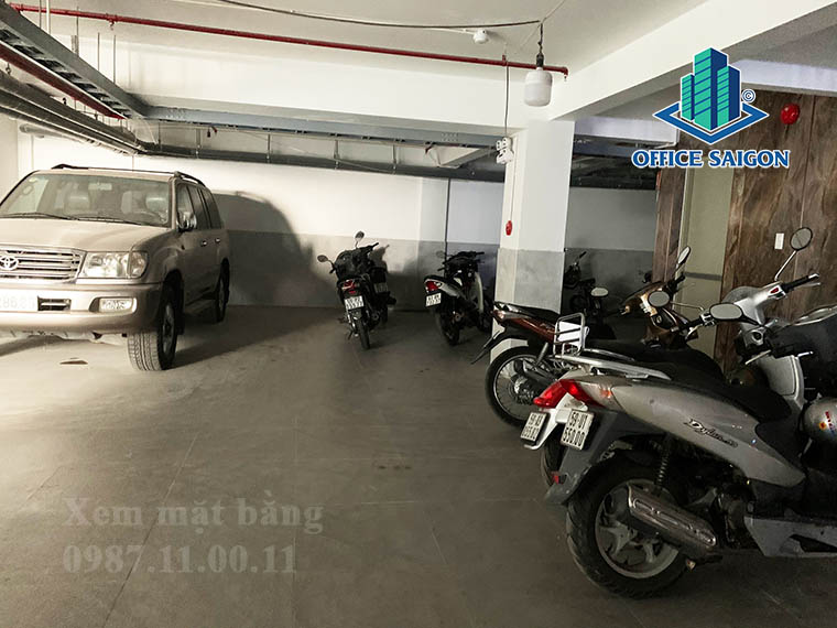 Hầm giữ xe tại văn phòng cho thuê Nguyễn Hưng building quận 10