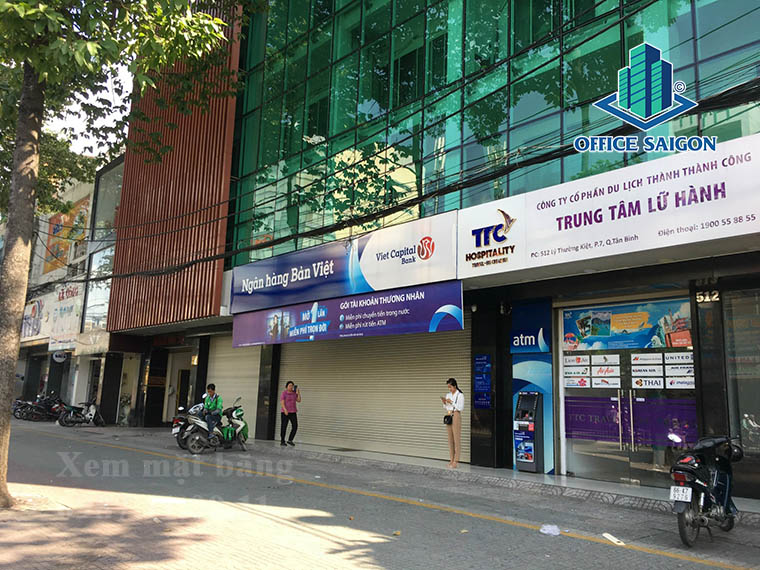Phía trước văn phòng cho thuê Betrimex building quận Tân Bình