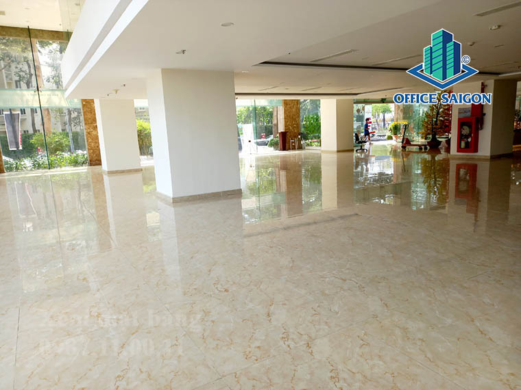 Mặt bằng giá tốt tại tầng trệt văn phòng cho thuê Golden King building quận 7