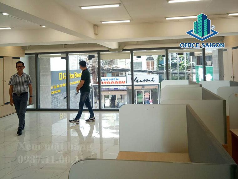 Mặt bằng 70m2 tại tầng lững văn phòng cho thuê Golden Link building quận Phú Nhuận