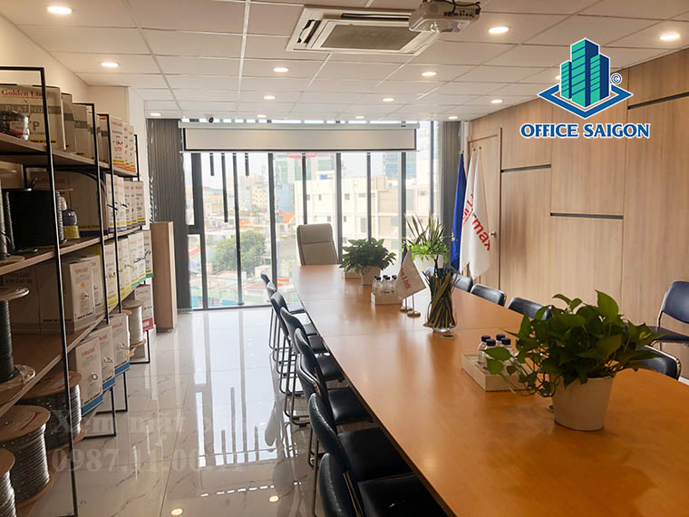 Mặt bằng tại tầng 5 văn phòng cho thuê Golden Link building quận Phú Nhuận