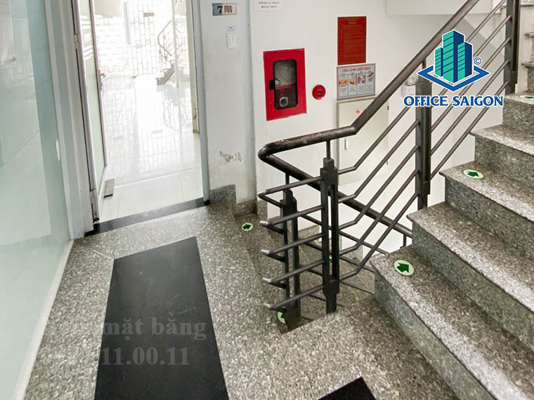 Lối đi hành lang thang máy tại văn phòng cho thuê Saigon Building 2 quận Tân Bình