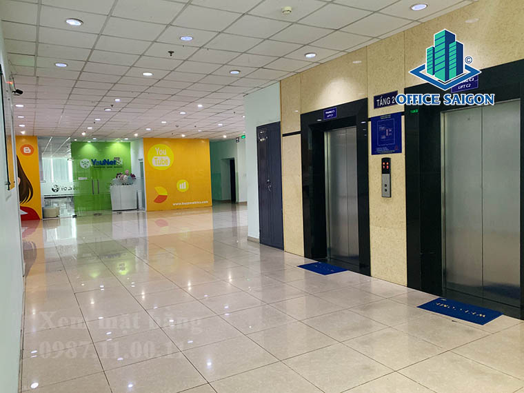 Hành lang thang máy tại văn phòng cho thuê Lữ Gia plaza quận 11