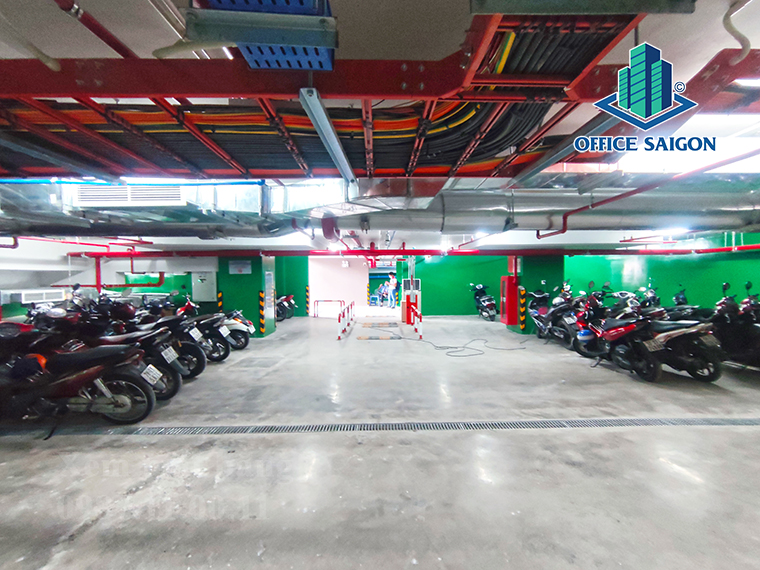 Tầng hầm giữ xe tại văn phòng cho thuê The Six 8 Building quận Tân Bình