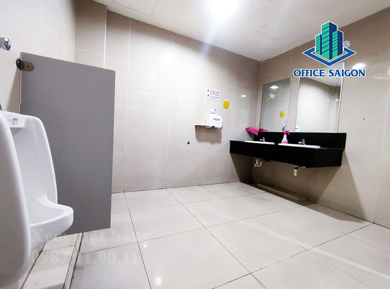 Hệ thống toilet tại văn phòng cho thuê Saigon Mall Building quận 3