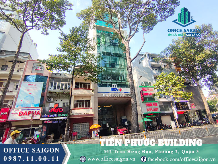 Lối đi hành lang văn phòng quận 5 Tiến Phước Building