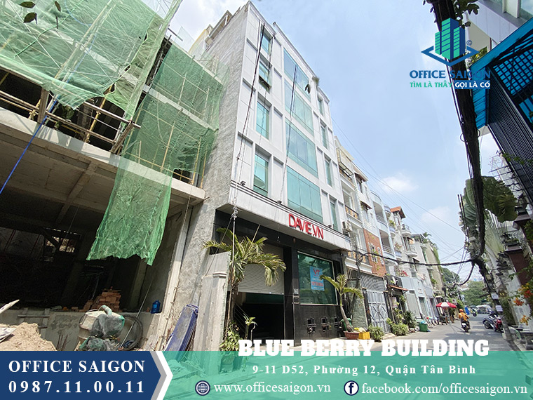 Lối đi xuống hầm gởi xe tại tòa nhà Blue Berry building