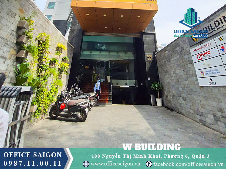 Lối vào văn phòng cho thuê W Building quận 3