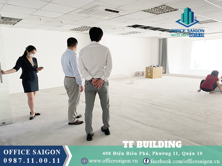Quản lý tòa nhà văn phòng cho thuê TF Building quận 10 hỗ trợ khách xem mặt bằng
