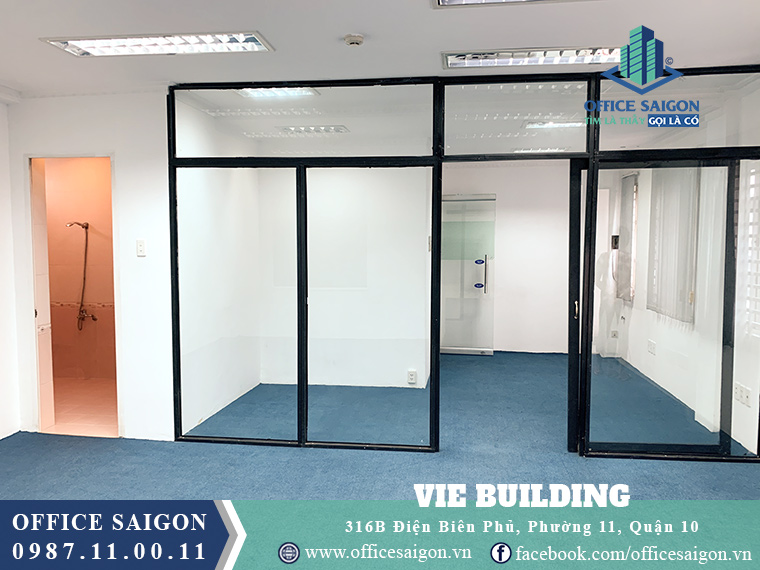 Khách thuê tại tòa nhà cho thuê văn phòng VIE Building Quận 10