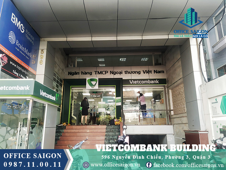 Lối vào toà nhà văn phòng cho thuê Vietcombank Building Quận 3