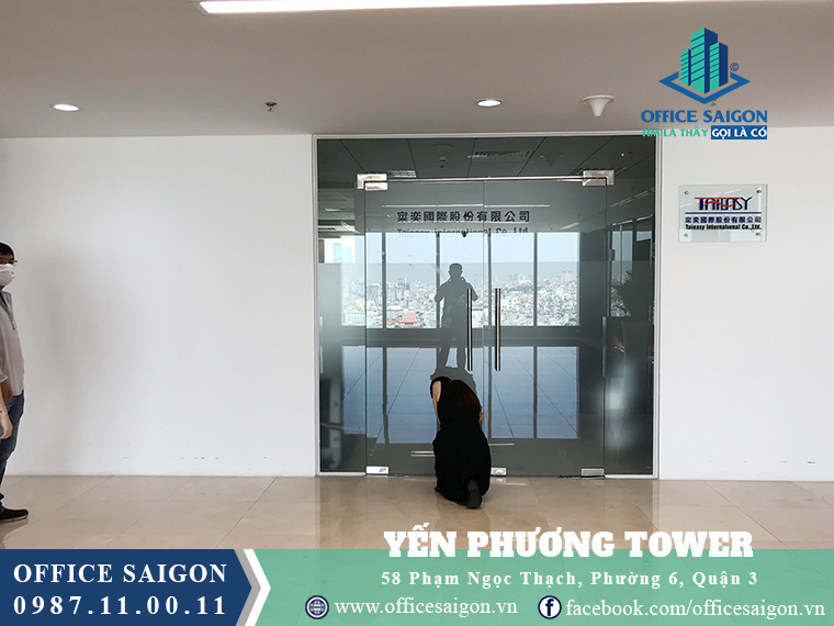 Quản lý hỗ trợ xem văn phòng toà nhà Yến Phương Tower Quận 3