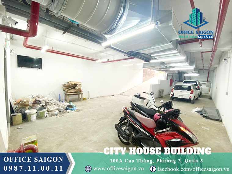 Hầm giữ xe toà nhà văn phòng cho thuê City House Cao Thắng Quận 3