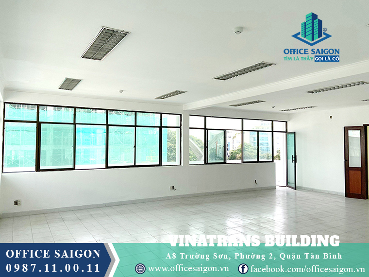 Sàn trống tại tầng 2 văn phòng cho thuê Vinatrans Building Quận Tân Bình