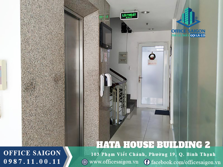 Hành lang thang máy tại toà nhà văn phòng cho thuê Hata House 2 Building Quận Bình Thạnh