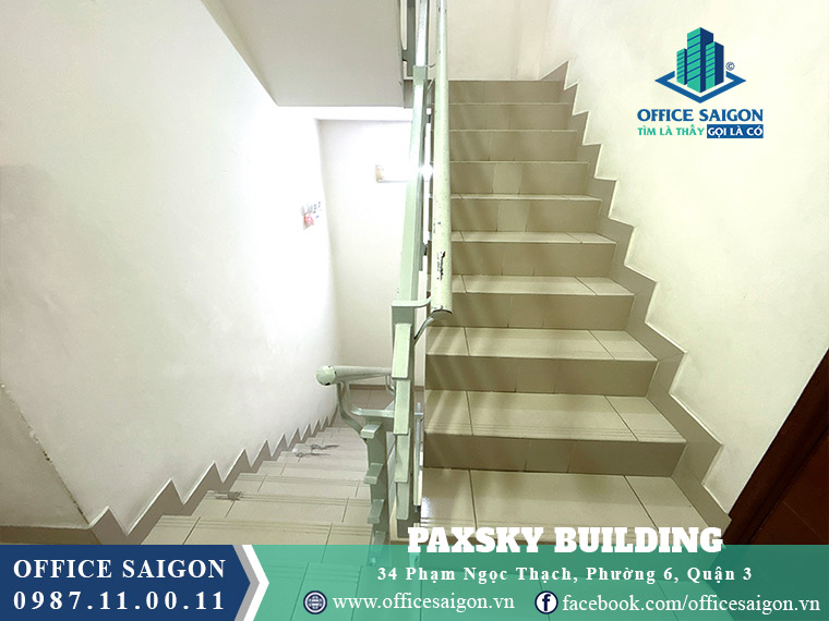 Thang bộ tại Paxsky 34 Phạm Ngọc Thạch Building văn phòng cho thuê quận 3