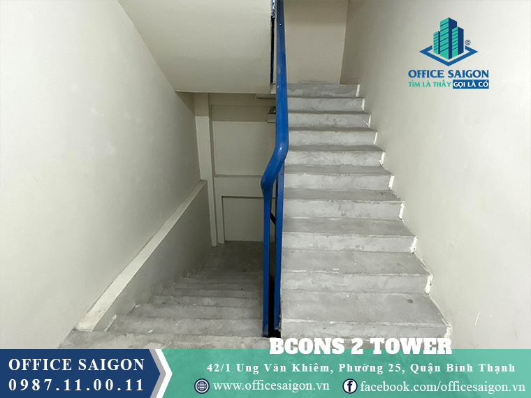 Thang bộ tại tòa nhà Bcons 2 tower quận Bình Thạnh