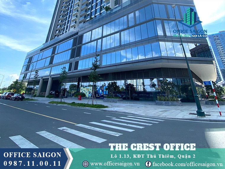 Lối vào toà nhà The Crest Office Quận 2