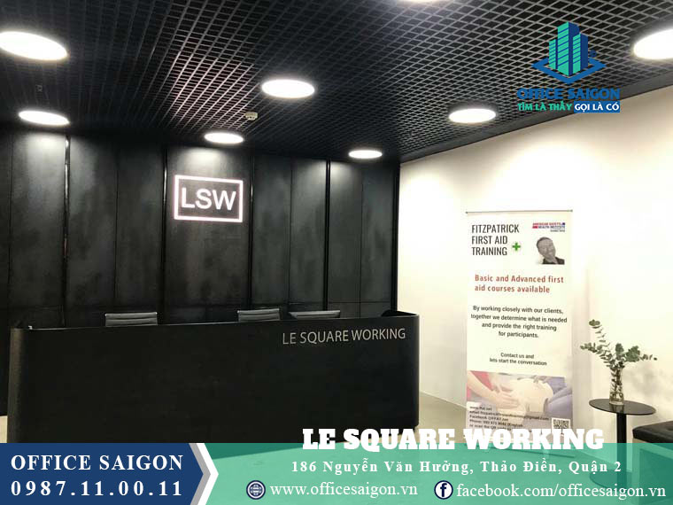 Le Square Working
