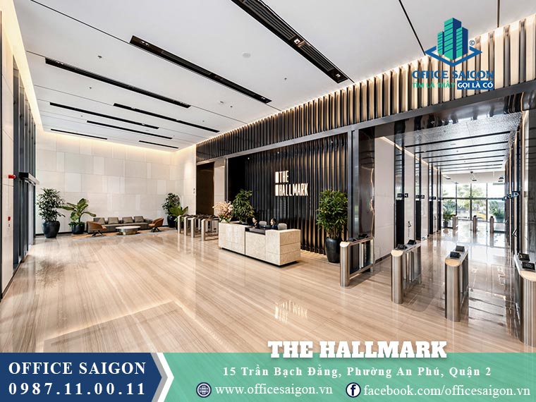 Lễ tân toà nhà The Hallmark Quận 2