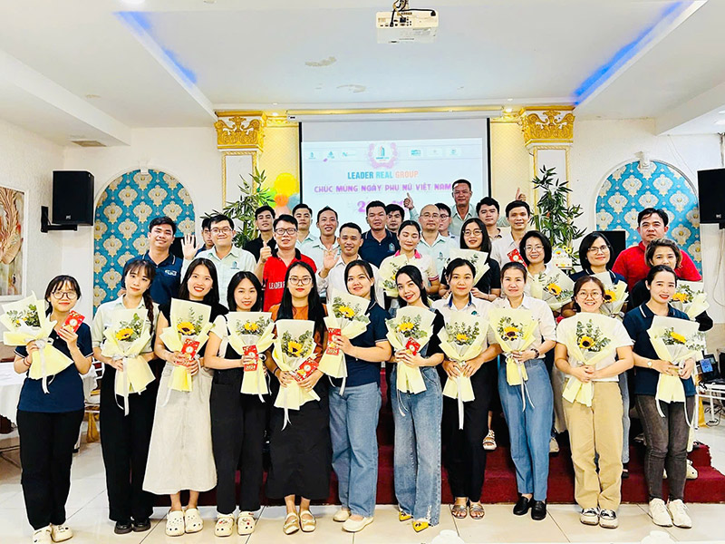 Office Saigon tham gia sinh nhật 11 năm thành lập