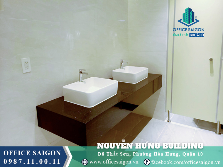 Toilet văn phòng cho thuê Nguyễn Hưng