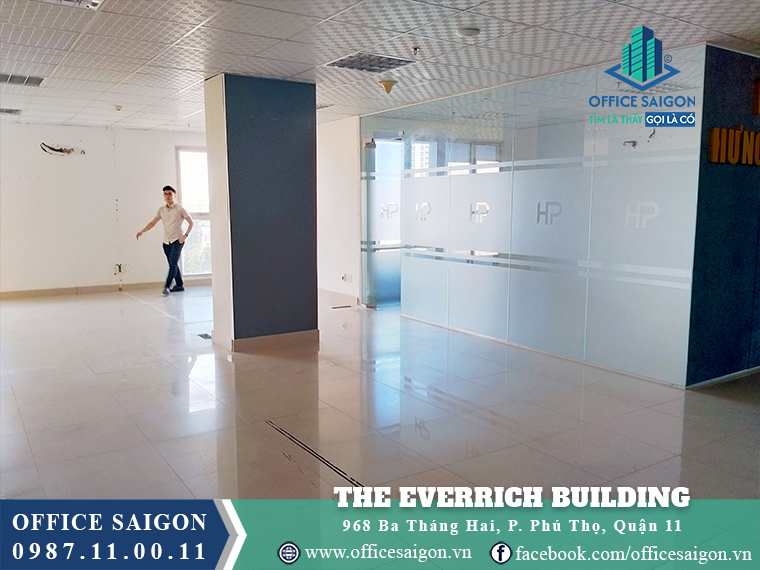 Mặt bằng trống tại văn phòng cho thuê The Everrich Building