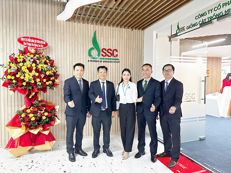 Office Saigon chúc mừng kKhai trương công ty SSC