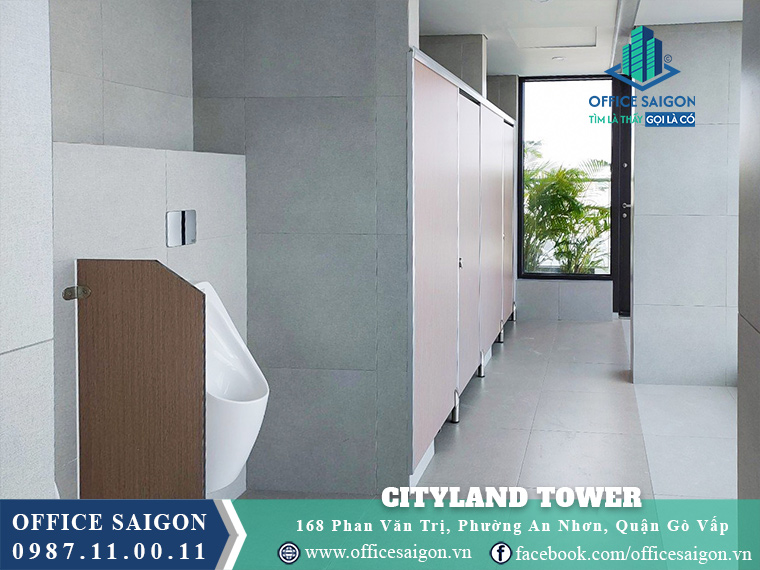 Toilet tại CityLand Tower