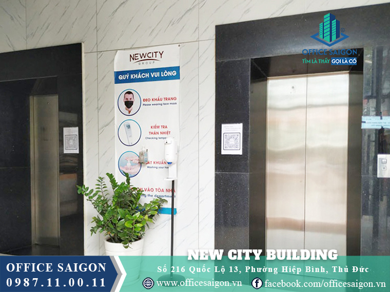 Thang máy tại New City Building