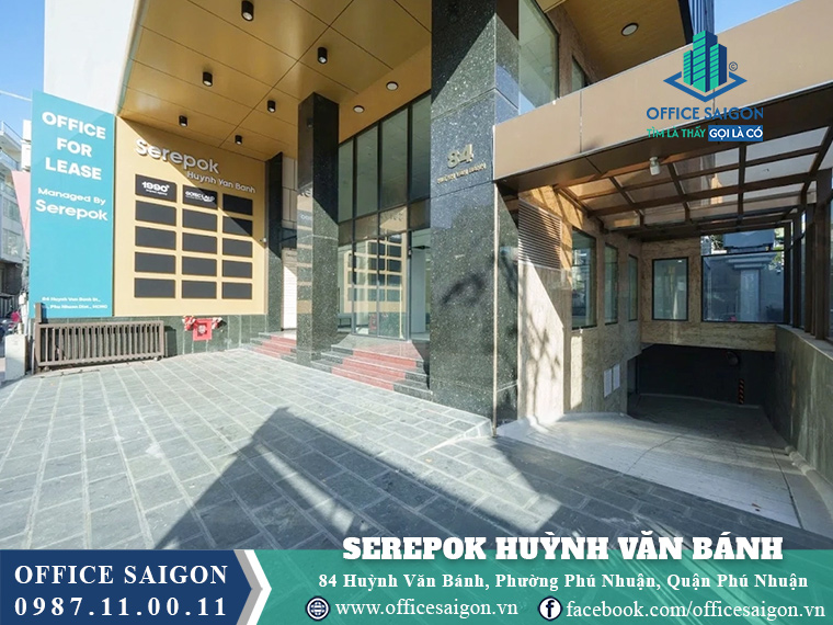 Lối vào toà nhà Serepok Huỳnh Văn Bánh Quận Phú Nhuận