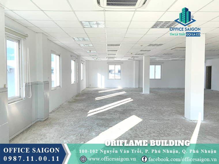 Mặt bằng trống tại Oriflame Building