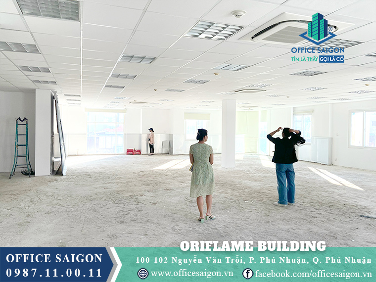 Mặt bằng trống tại Oriflame Building