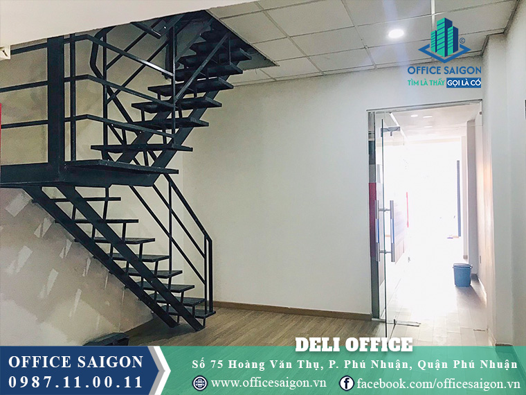 Thang thoát hiểm Deli Office Building