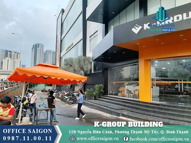 Lối vào tòa nhà K-Group building Nguyễn Hữu Cảnh