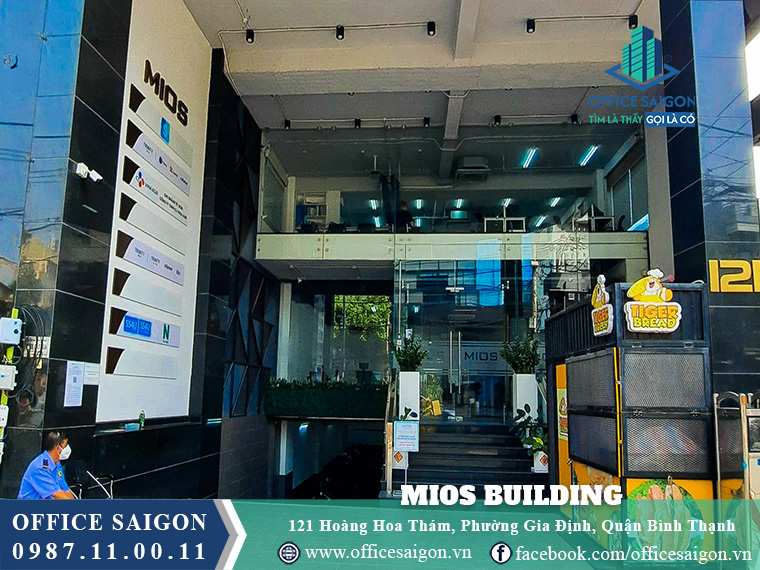Lối vào toà nhà Mios Building Hoàng Hoa Thám