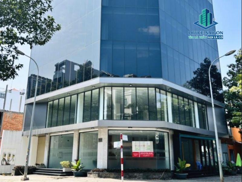Cho thuê building nguyên căn quận 2 tại 300 Trương Văn Bang làm phòng khám