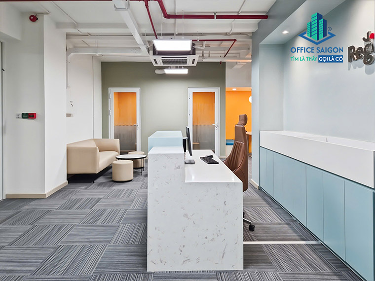 Sảnh lễ tân văn phòng trọn gói Regus Nguyễn Huệ