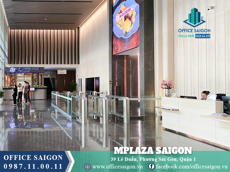 Sảnh toà nhà MPlaza Saigon