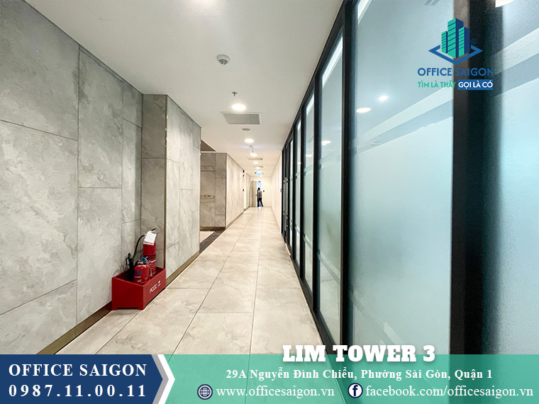 Hành lang toà nhà Lim 3 Tower Nguyễn Đình Chiểu