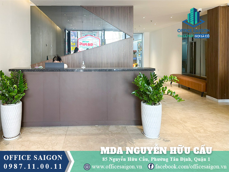 Lễ tân toà nhà MDA Nguyễn Hữu Cầu