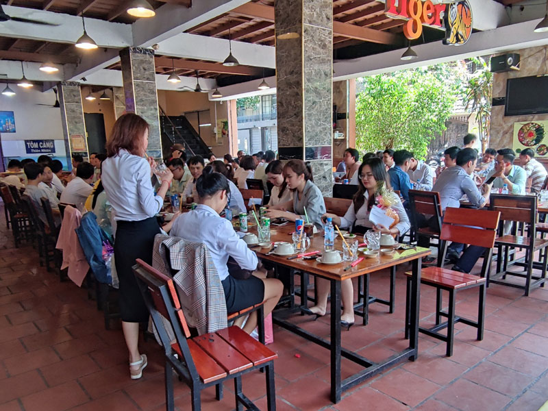 Chào mừng 8/3 và sinh nhật nhân viên trong tháng 2 & tháng 3